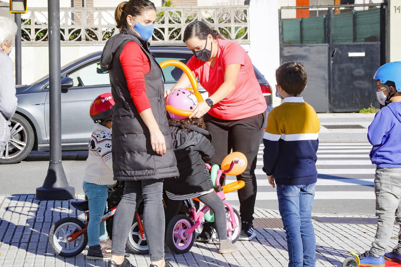Protestan contra «el control político de la educación» y «los recortes en la libertad de enseñanza»