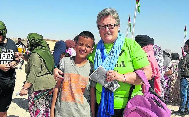 La asturiana Belén Cuevas, en su visita a los campamentos de refugiados.