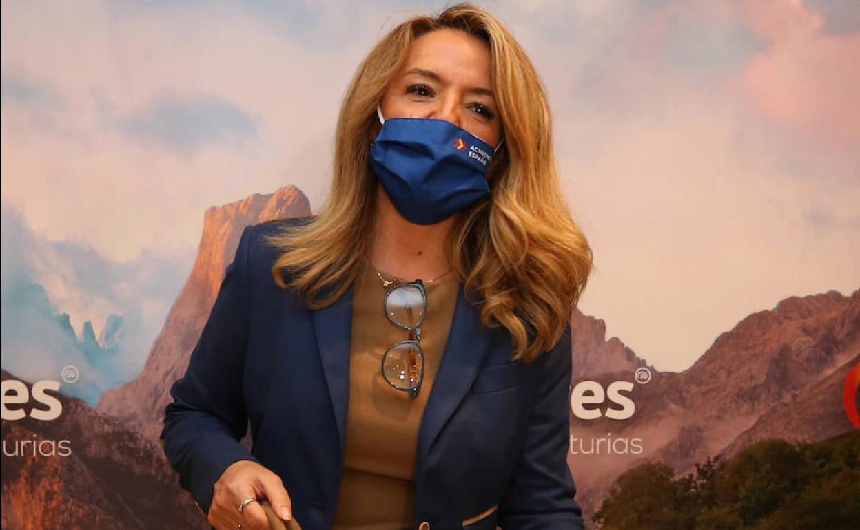 Teresa Mallada, tras ser elegida presidenta del PP asturiano por la Junta Directiva del partido el pasado mes de octubre