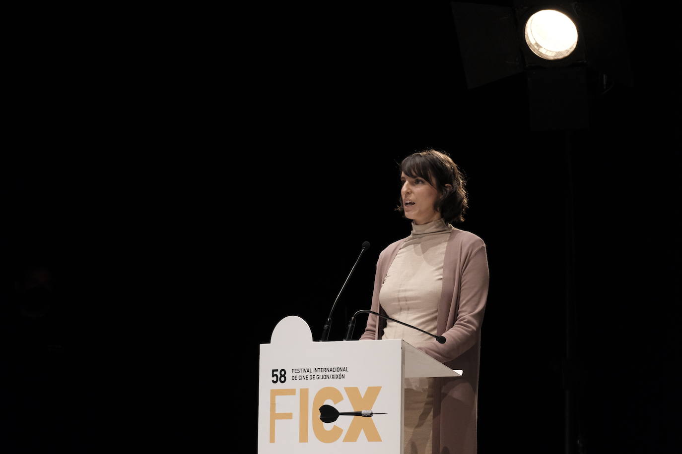 La asturiana Celia Viada Caso, mejor directora de Tierres en Trance, también brilla en un palmarés con mucho nombre de mujer