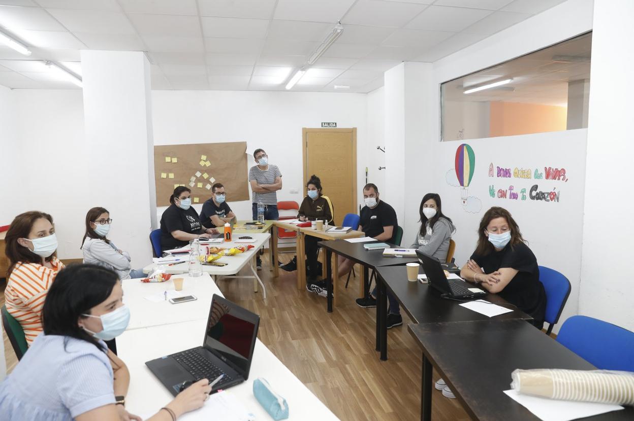 Reunión de voluntarios de Mar de Niebla, en una imagen de archivo. 