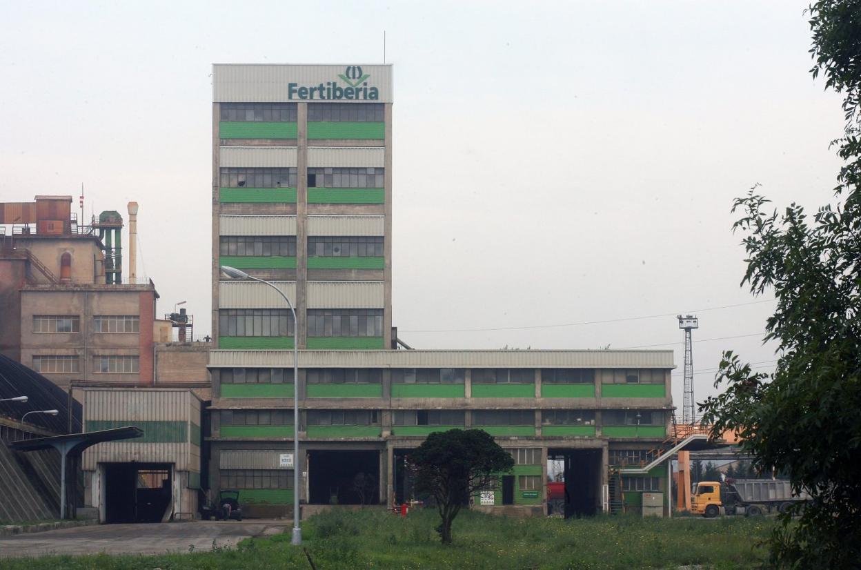 Instalaciones de Fertiberia en Trasona. 