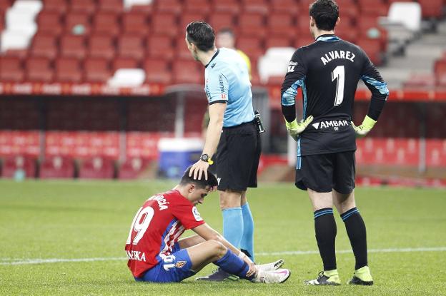 Manu García se retiró por una lesión en los isquiotibiales