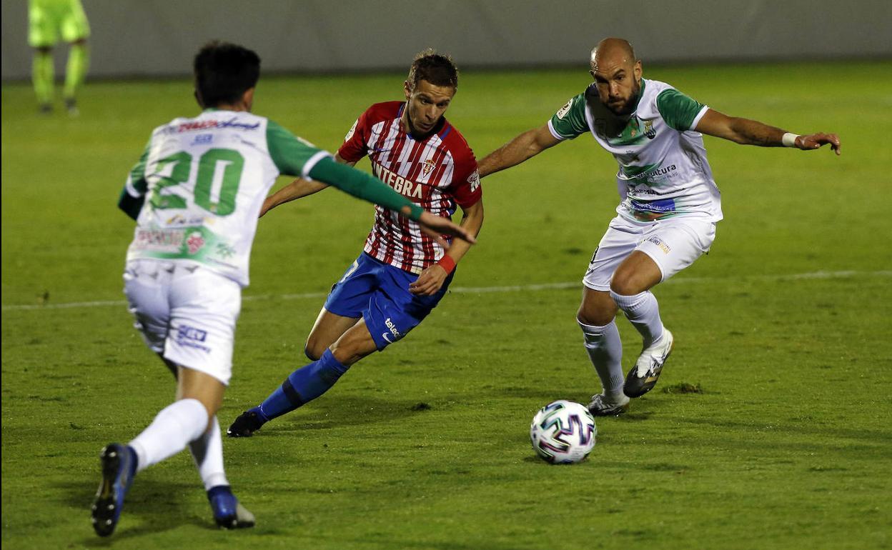 El Sporting salva los muebles en la Copa