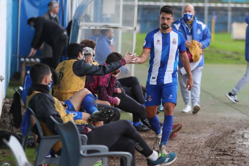 Los blanquiazules han perdido contra el Caudal en el Ramón Suárez Puerta, en un encuentro en el que el único gol fue marcado desde los 11 metros. 