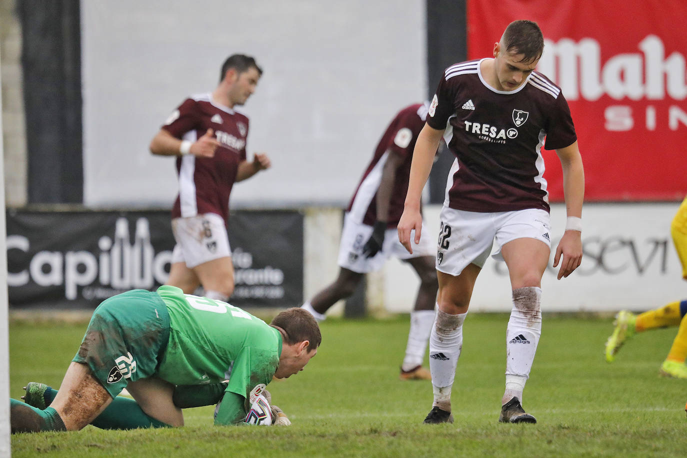 El Lealtad recibió en Les Caleyes al Alcorcón, en la primera eliminatoria de la Copa del Rey