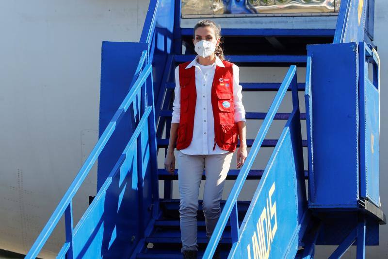 Doña Letizia ha visitado Honduras —destino elegido en 2015 para su primer viaje de cooperación con el exterior— durante dos días para entregar ayuda humanitaria española tras la devastación causada por las tormentas tropicales 'Eta' e 'Iota'. Fue la primera salida internacional que ha realizado la monarca desde que estallara la pandemia en marzo.