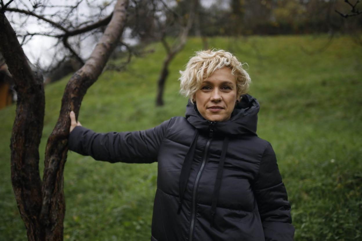 Beatriz Díaz, en su casa de Boo, en Aller. 