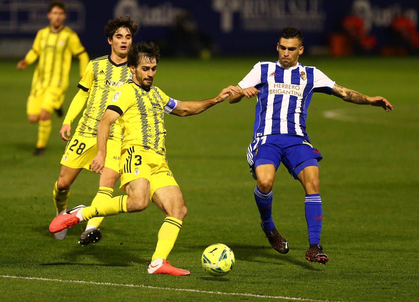 Fotos: Ponferradina-Real Oviedo, en imágenes