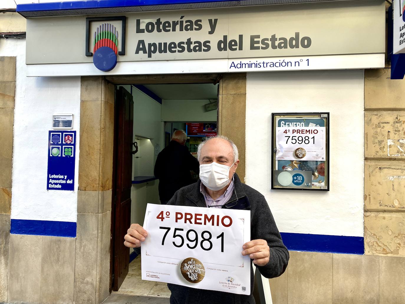 El número 75981, dotado con el cuarto premio de la Lotería de Navidad, ha repartido 3.020.000 euros en Villaviciosa, donde se vendieron 151 décimos. 