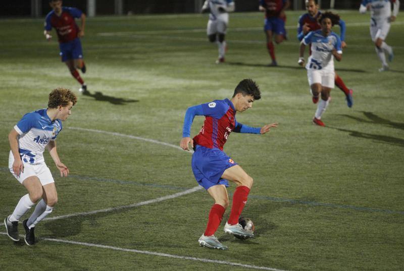 El Ceares se impuso este miércoles al Mosconia por 1-0, un resultado que le permite colocarse al frente de la clasificación.