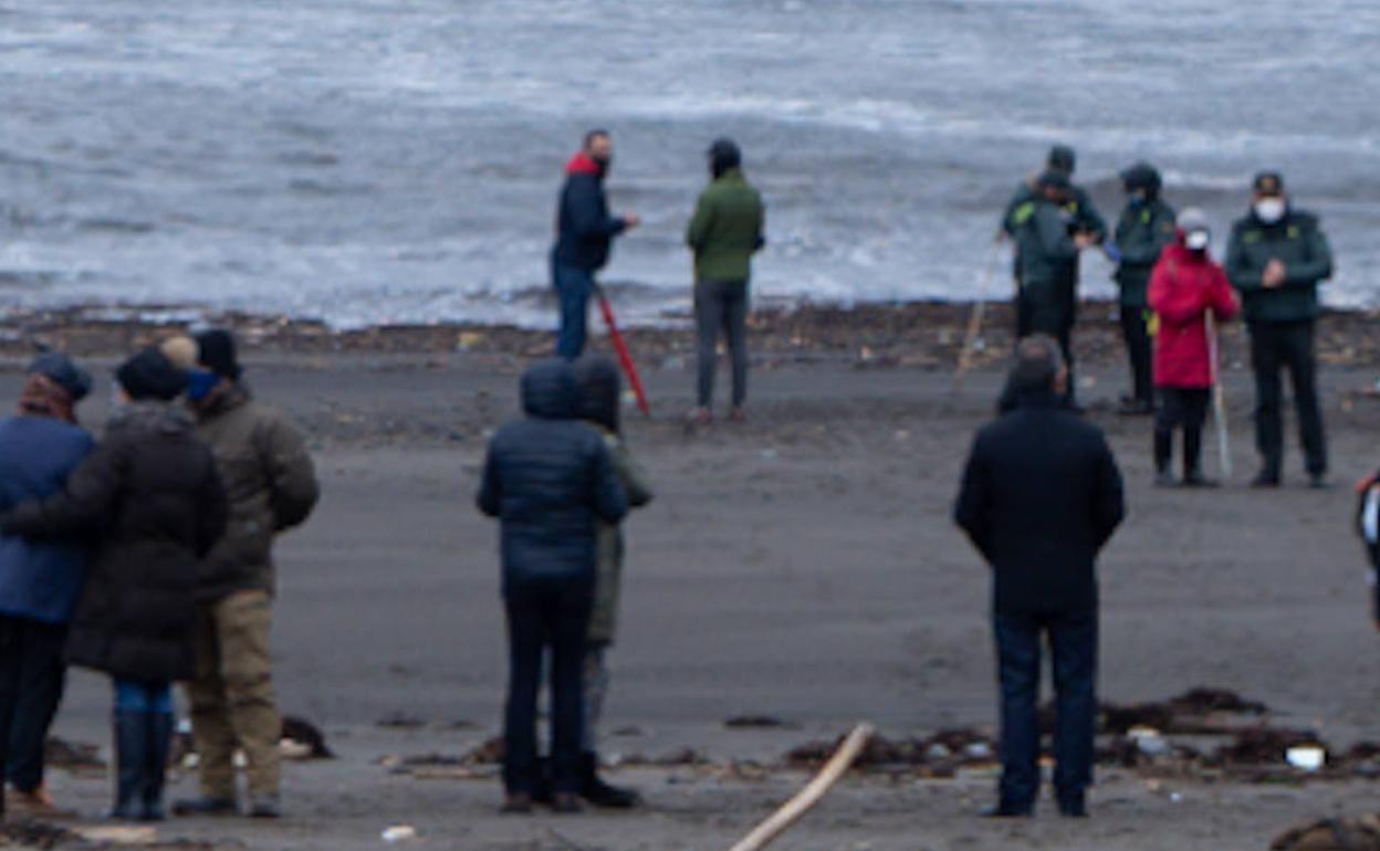 Aparece el cadáver de un hombre en la playa de Los Quebrantos