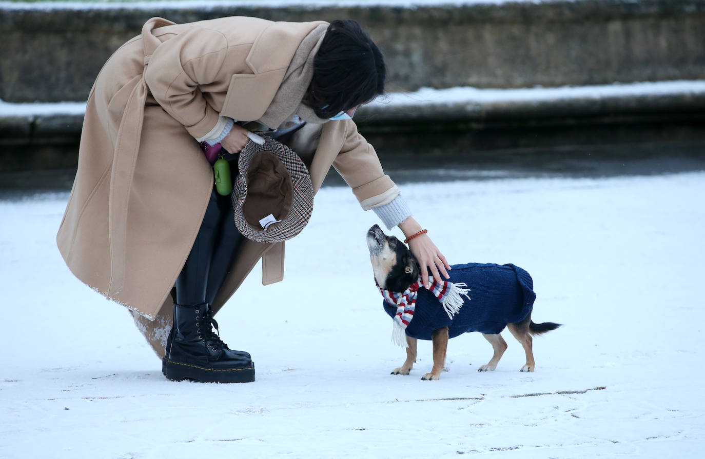 La borrasca deja nevadas y mucho frío en la región, que permanecerá en alerta todo el fin de semana.