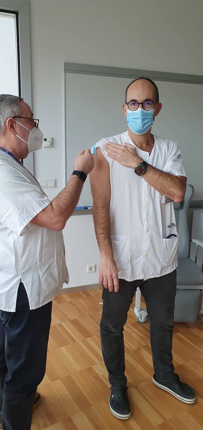 Álvaro González Franco, jefe de Medicina Interna del HUCA 