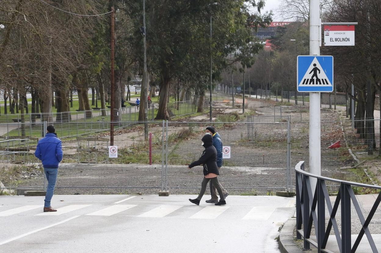 Aspecto actual de la avenida de El Molinón, donde hoy comienzan las obras. 