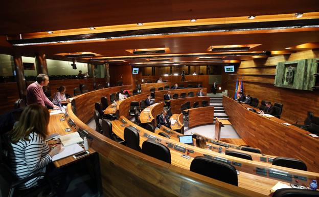 La oposición urge al Principado los cien millones de euros previstos en el fondo de rescate