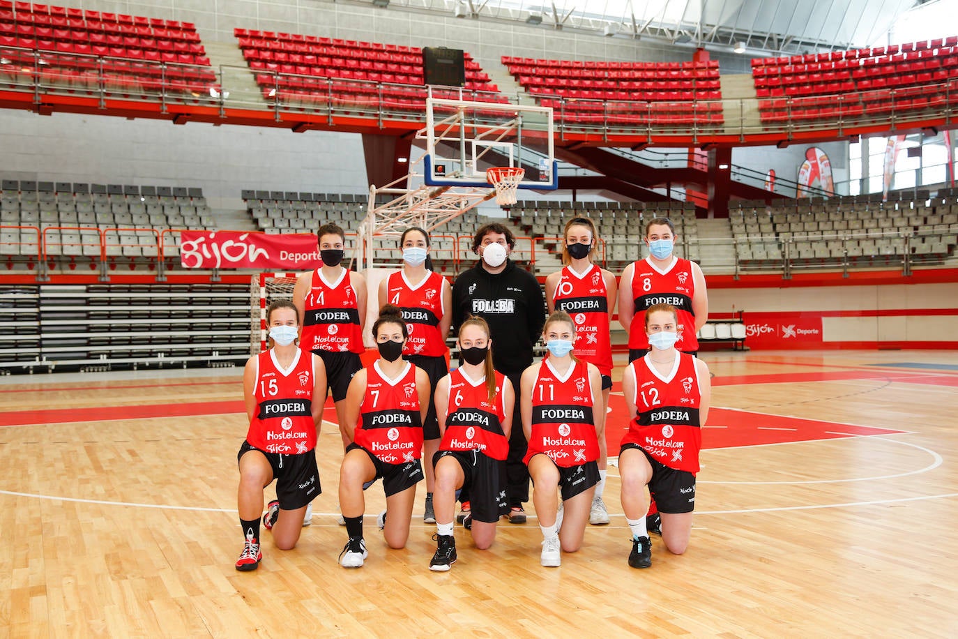 El club de baloncesto gijonés reivindica el deporte como actividad esencial y reclama el regreso de las competiciones