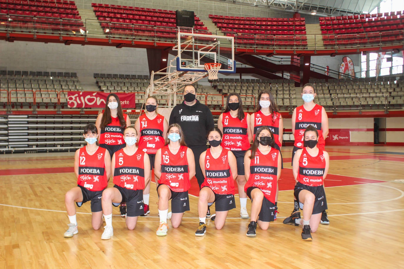 El club de baloncesto gijonés reivindica el deporte como actividad esencial y reclama el regreso de las competiciones