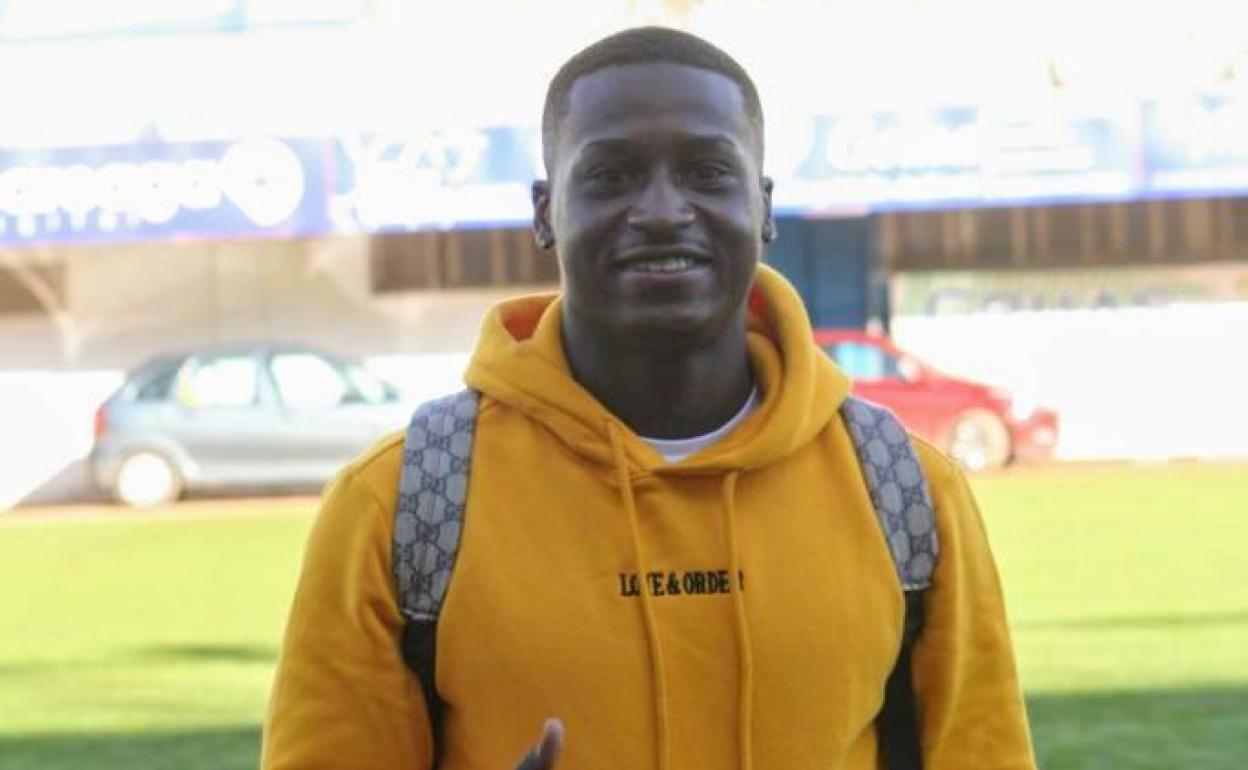 El nuevo jugador del Real Avilés, Alagy Oliveira. 