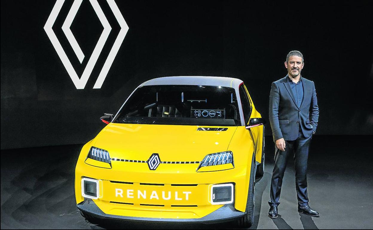 Renault avanza 14 nuevos vehículos