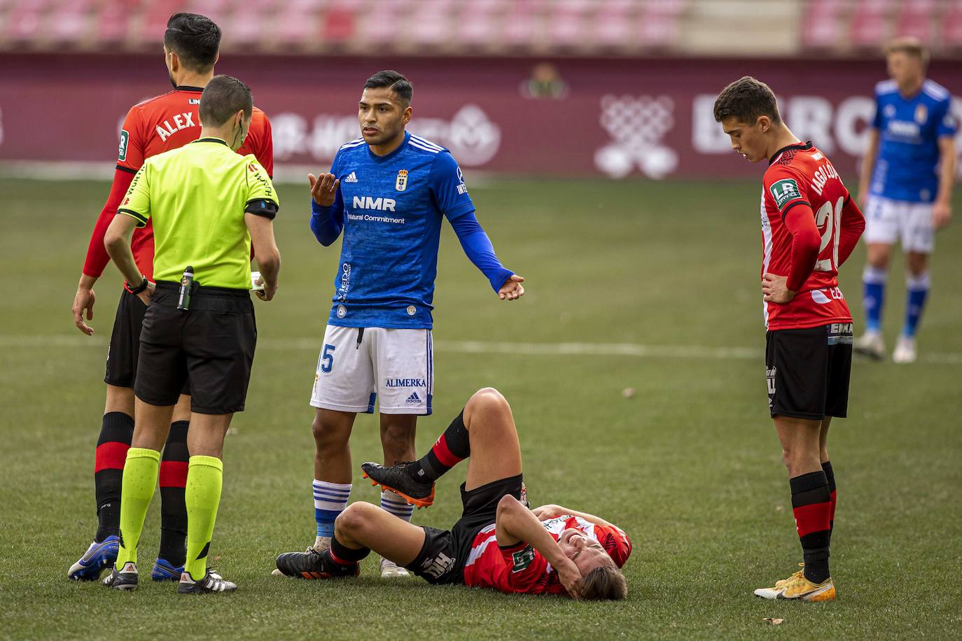 Fotos: Logroñés 0-0 Real Oviedo, en imágenes