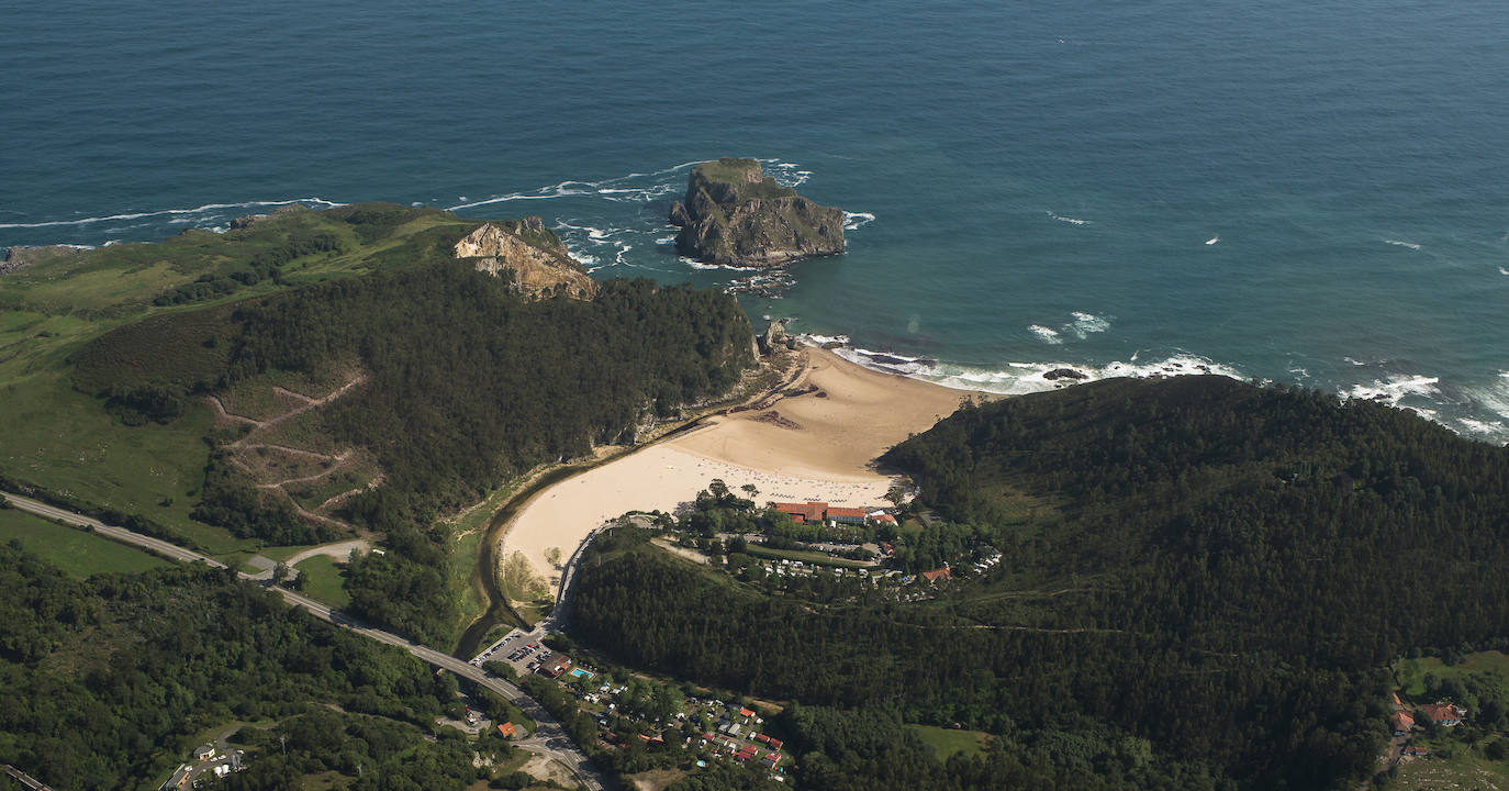 Playa de la Franca, en Ribadedeva