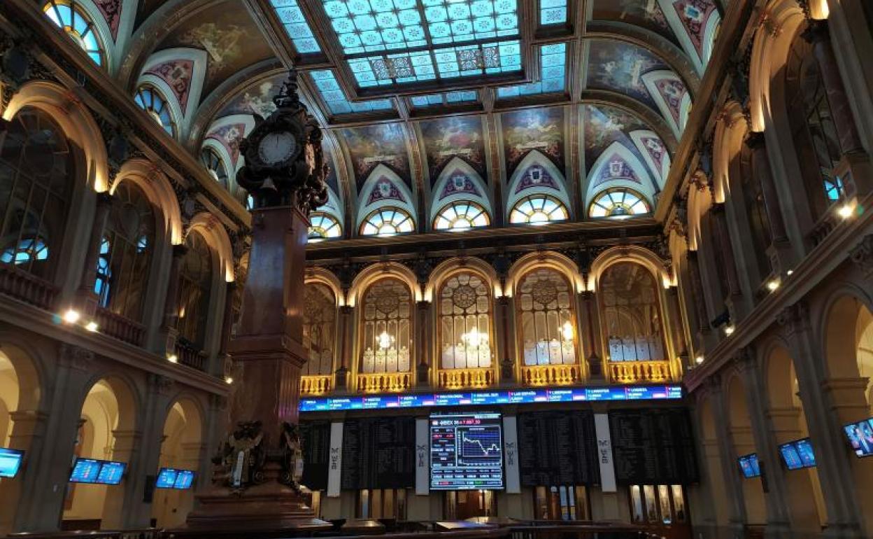 Interior del edificio de la Bolsa de Madrid 