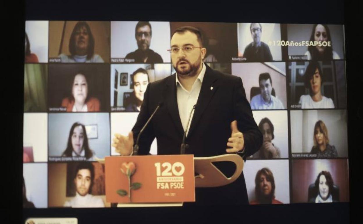 Adrián Barbón, durante el acto de celebración del 120 aniversario de la FSA-PSOE.