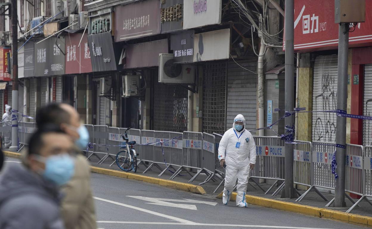 Los turistas que lleguen a China tienen que realizar una cuarentena de al menos 14 días en un hotel