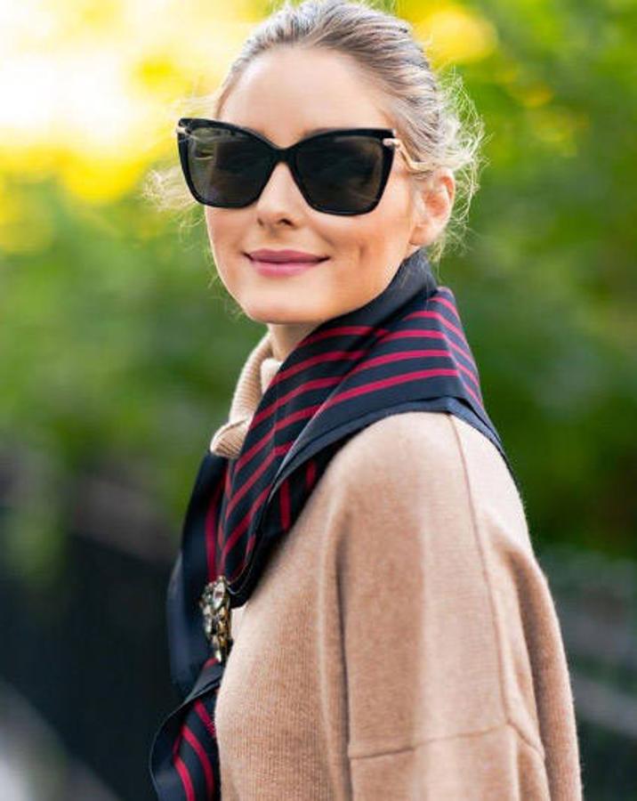 Fotos: Los looks con pañuelo más inspiradores de Olivia Palermo