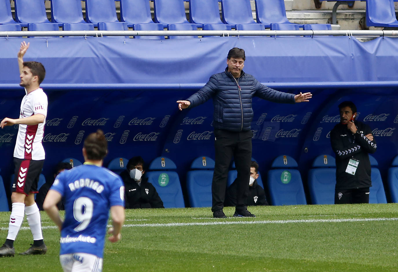 El partido entre el Real Oviedo y el Albacete en el Tartiere, que se saldó con victoria manchega, en imágenes.