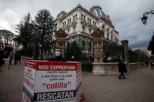 'Titi' vuelve a protestar ante la Junta General: «No me voy a quedar sentado»