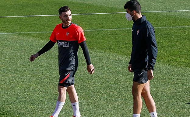 En directo: presentación de Víctor Campuzano como jugador del Sporting