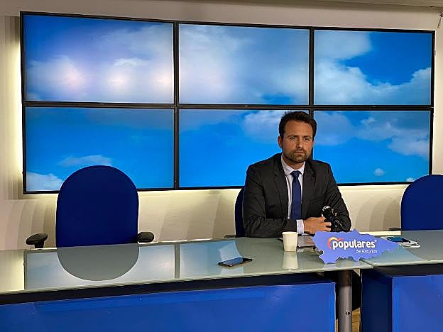 La edil canguesa vacunada «actuó con responsabilidad», mantiene el PP de Asturias