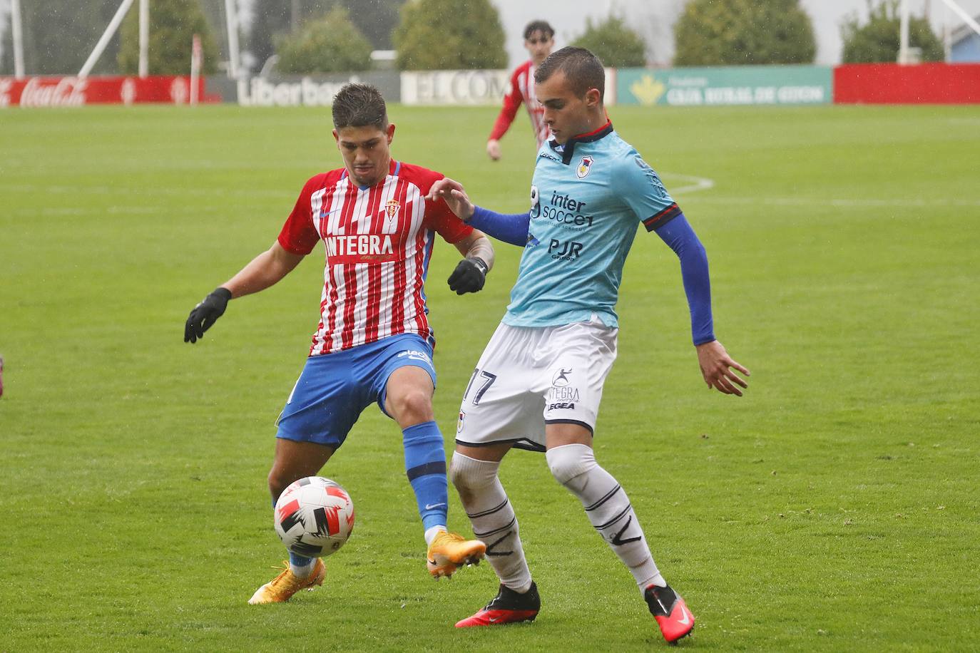 Fotos: Las imágenes del Sporting B - UP. Langreo