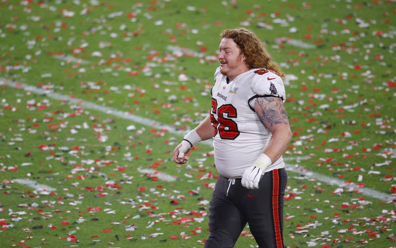 La Super Bowl de la pandemia terminó, en lo deportivo, con una aplastante y merecida victoria de los Buccaneers de Tampa sobre los Chiefs de Kansas City, por 31 a 9, que les vale a los de Florida su segundo título, 19 años después del primero | The Weeknd fue el artista canadiense encargado de protagonizar el espectáculo del intermedio