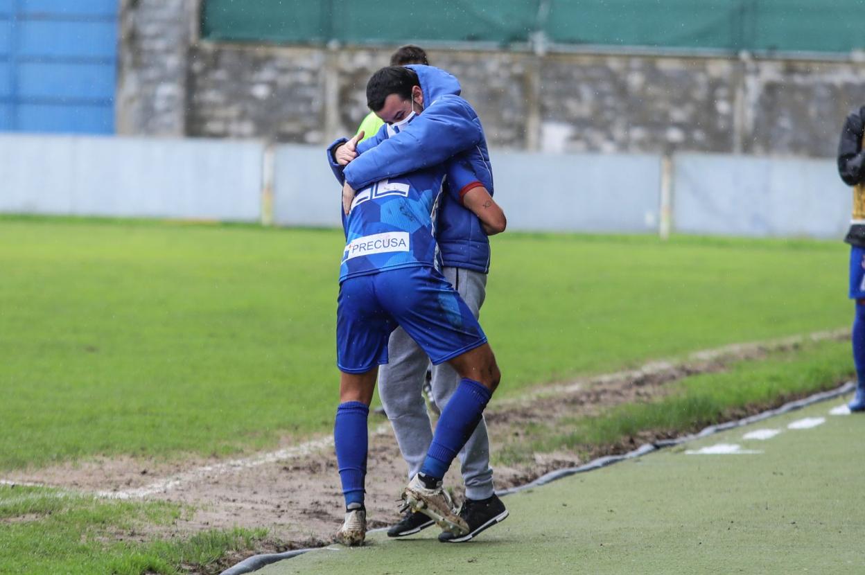El canario dedicó su gol a Matías Vigil.