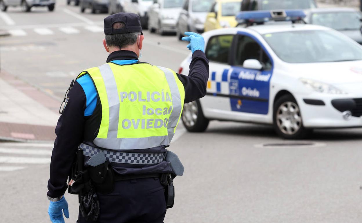 Agente de la Policía Local de Oviedo 
