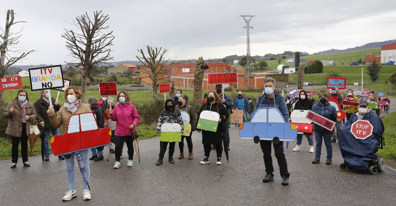 Protesta vecinal contra el proyecto previsto para este verano porque «es evidente que la parroquia no está preparada para una infraestructura tan grande»