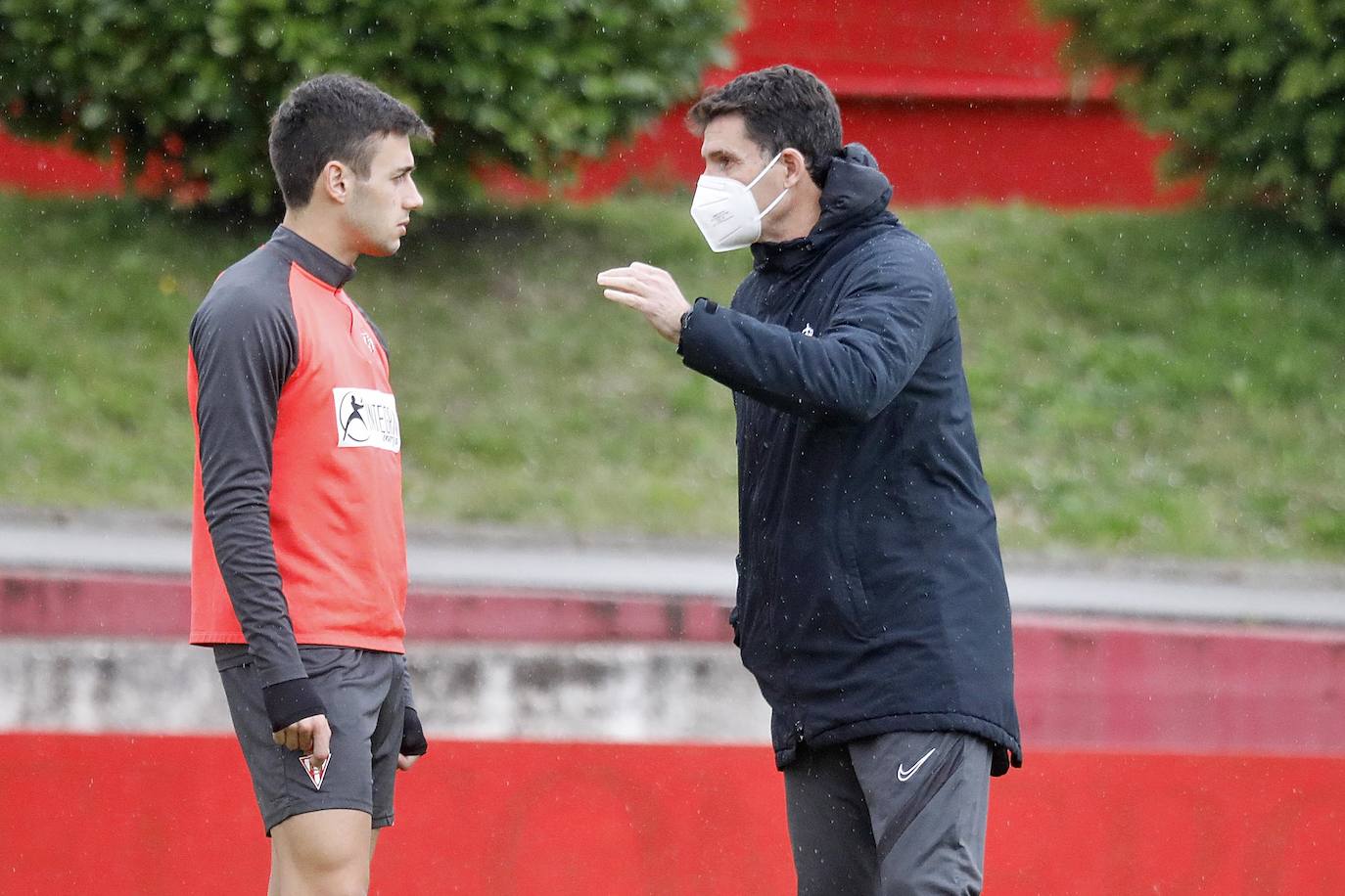 Fotos: Entrenamiento del Sporting (16/02/2021)