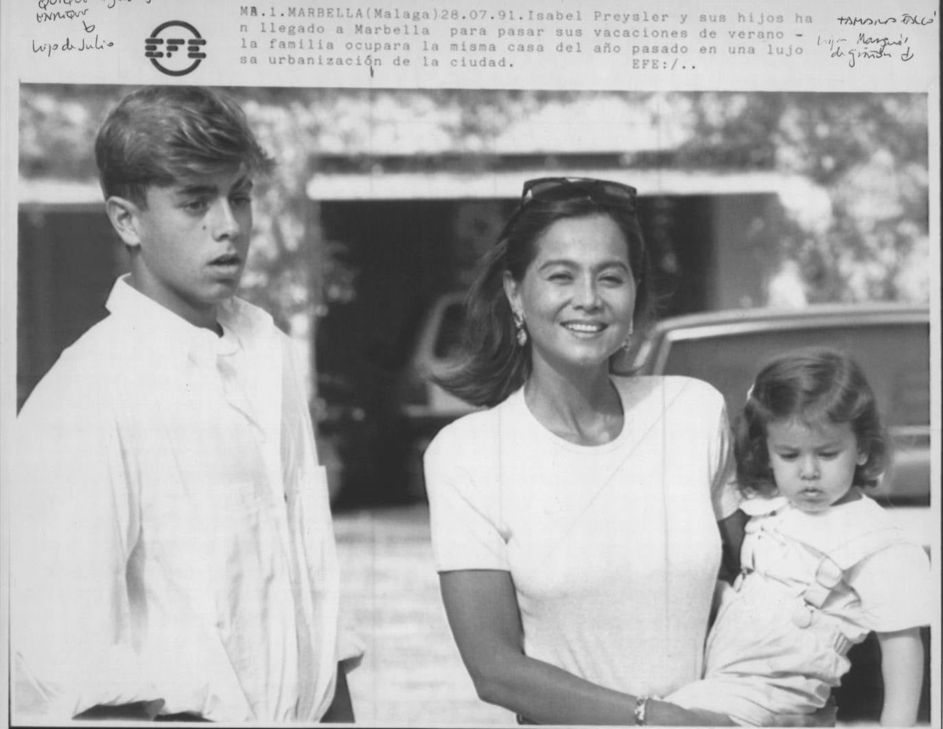 Isabel Preysler celebra el jueves su 70 cumpleaños. Saltó a la fama hace ya cinco décadas, cuando contrajo matrimonio con Julio Iglesias y a día de hoy la socialité continúa siendo uno de los mayores iconos de la elegancia. 