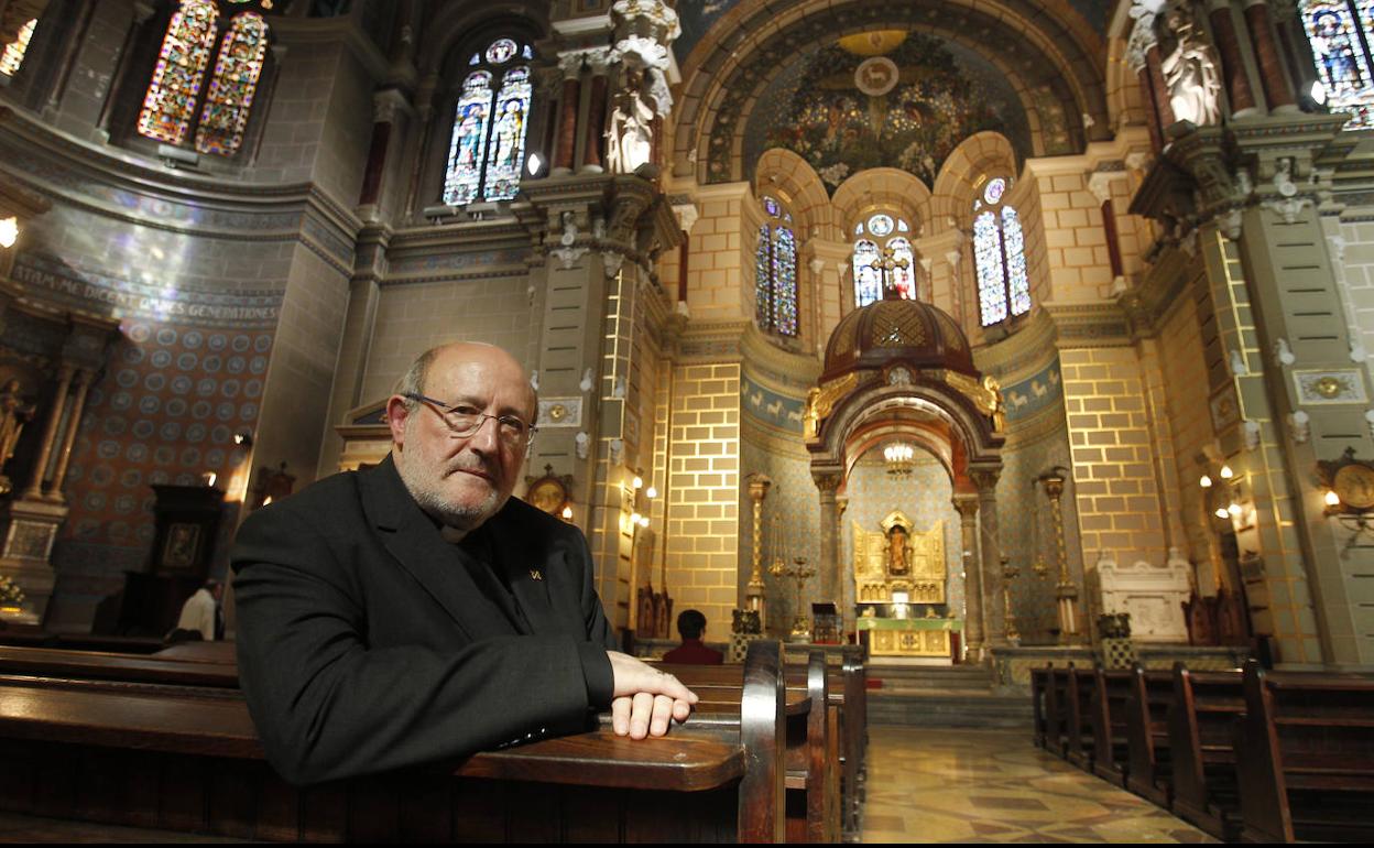 Javier Suárez, rector de la Basílica de San Juan El Real.