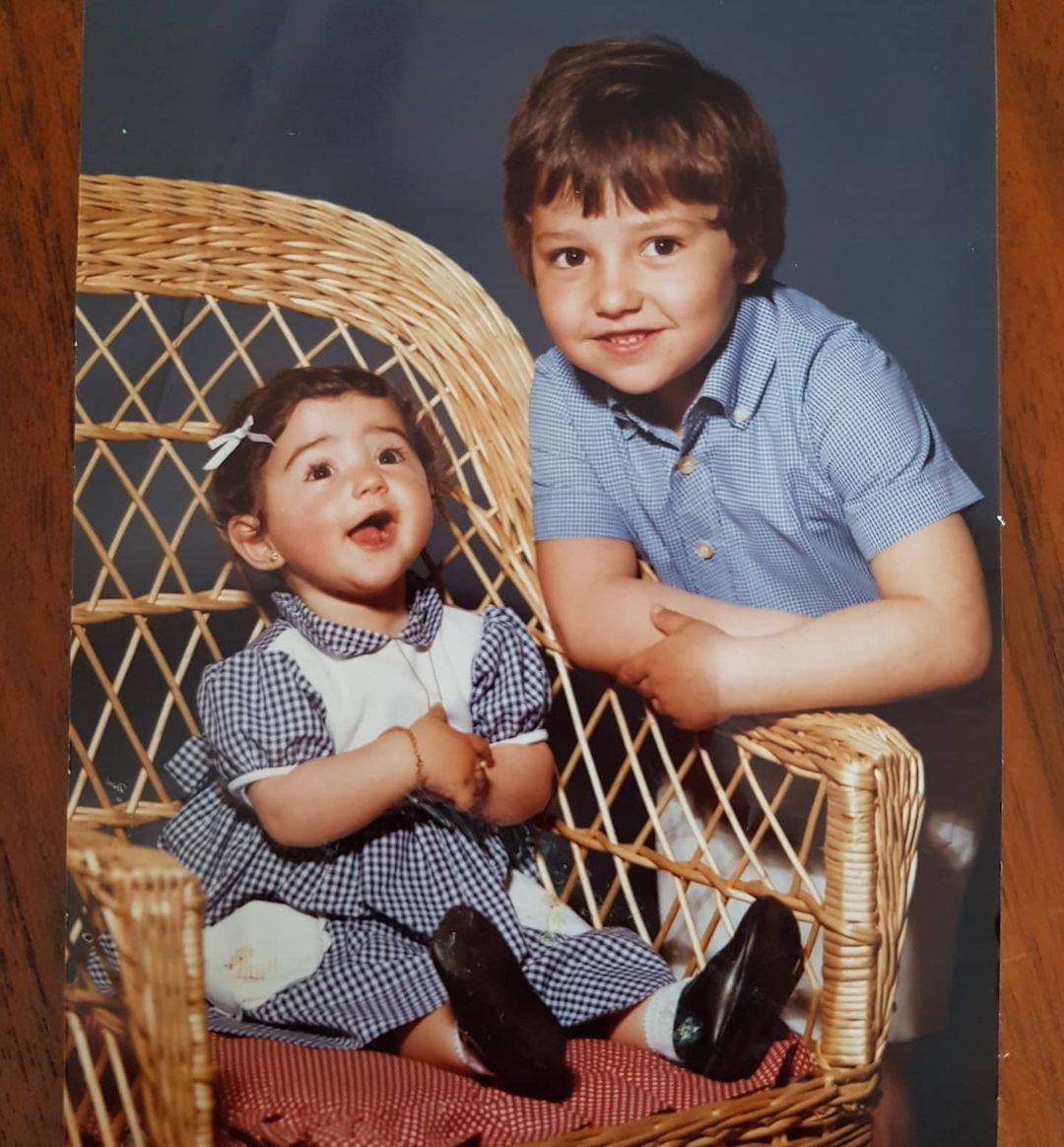 Paula Echevarría y su hermano Luis.