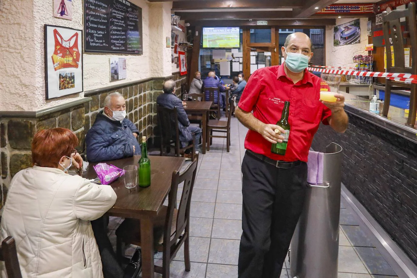 Las consumiciones, tanto en el interior como en terraza, las auténticas protagonistas de este fin de semana