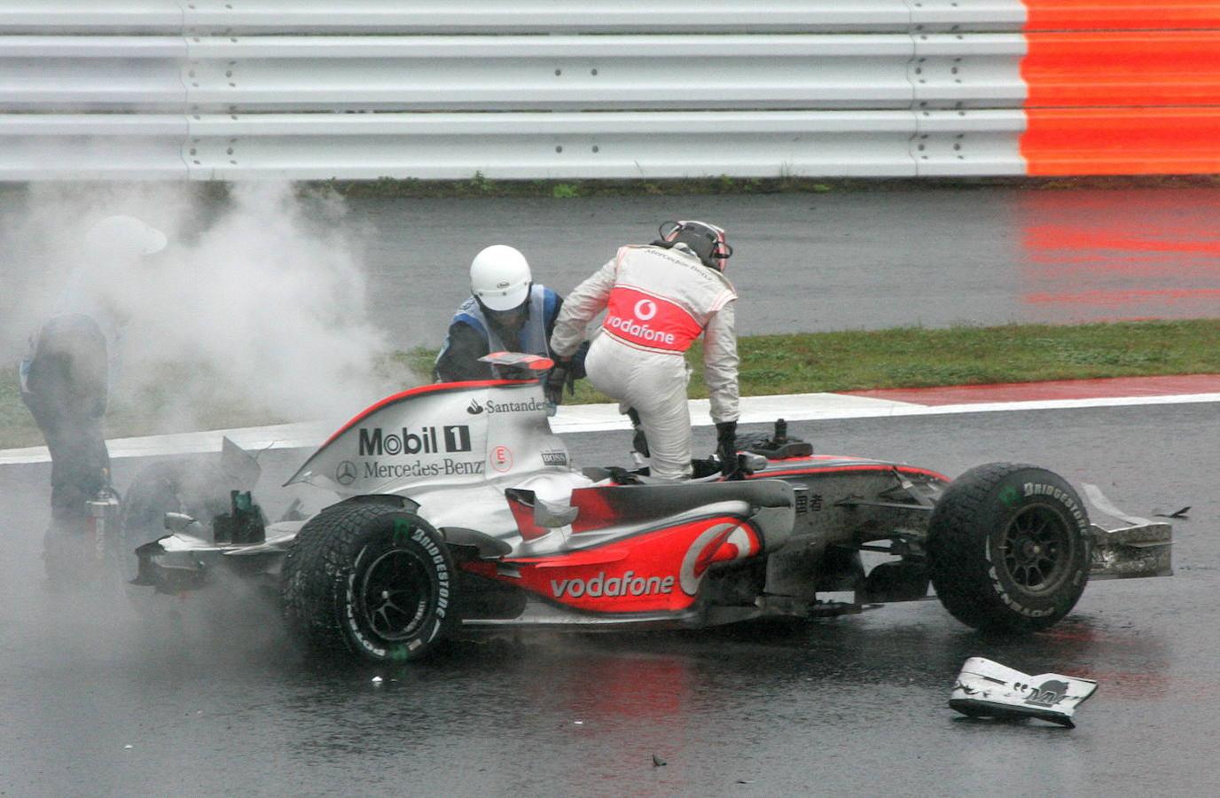 Hoy se cumplen 20 años del debút oficial de Fernando Alonso en la Fórmula 1. Un dos de marzo de 2001 el piloto asturiano participaba en los entrenamientos del Gran Premio de Australia, en Melbourne, al volante de un Minardi