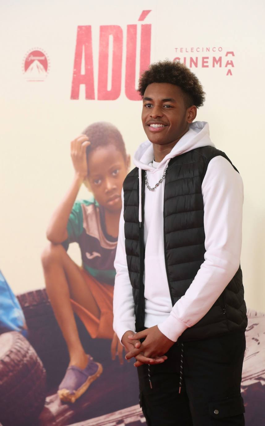 MEJOR ACTOR REVELACIÓN | Adam Nourou, por Adú 