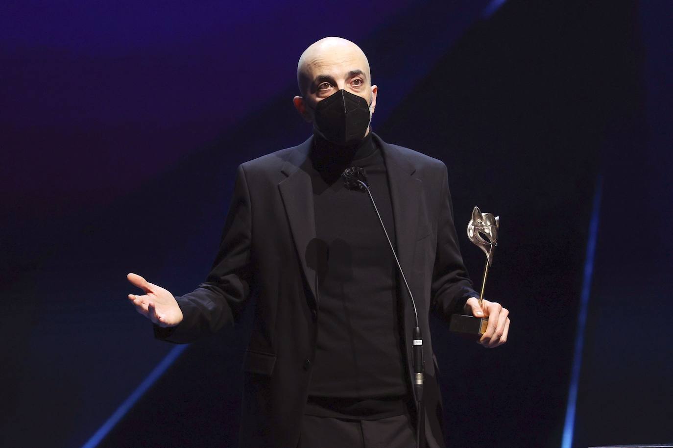 MEJOR MÚSICA ORIGINAL | Bingen Mendizábal y Koldo Uriarte (en la imagen), por Baby 