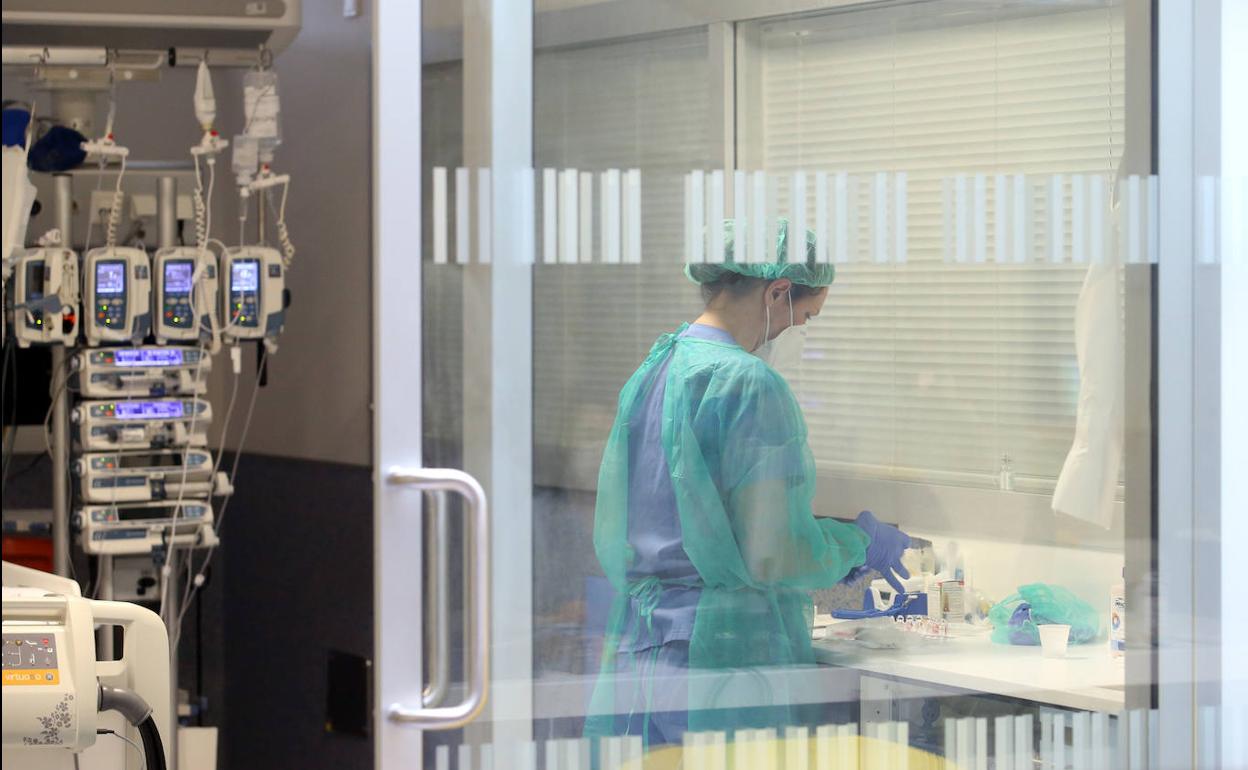 Unidad de Cuidados Intensivos del HUCA.