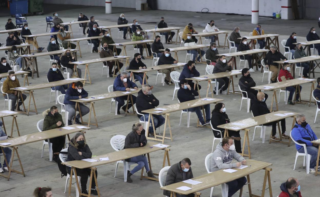Examen para laz plazas de conductor de autobús en Mieres.