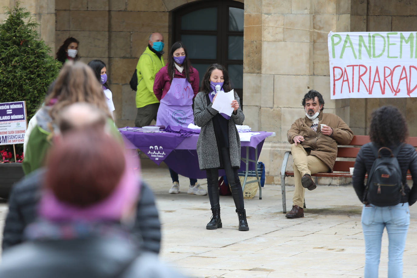 Concentraciones feministas en Gijón, Oviedo, Avilés, Siero y Colunga para presentar la protesta del Día Internacional de las Mujeres